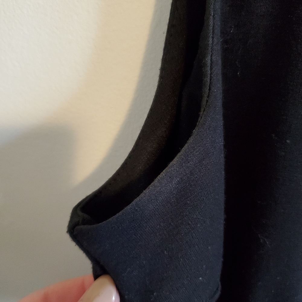Form-fitting dress - Picture 3 of 4